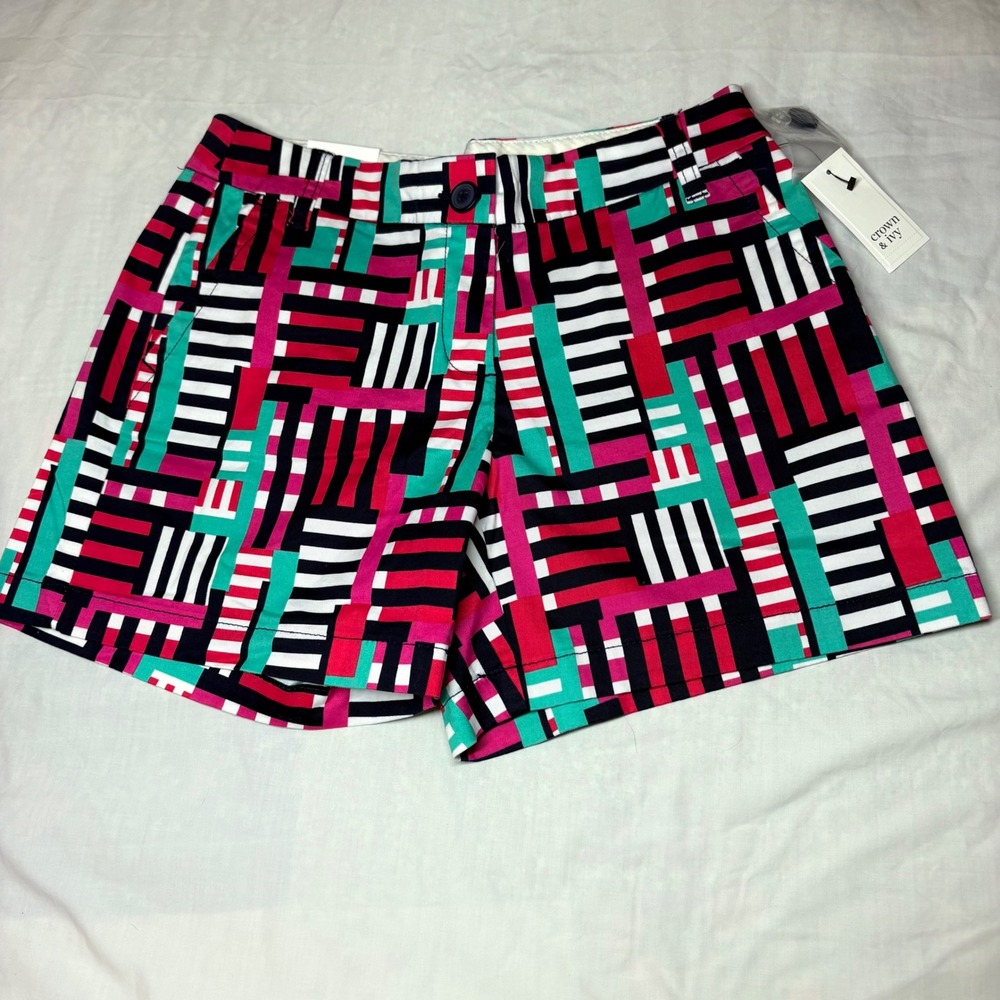 Crown‎ & Ivy Womens Geometric Block Print Shorts Pink Teal Navy Size 6 NEW 5"